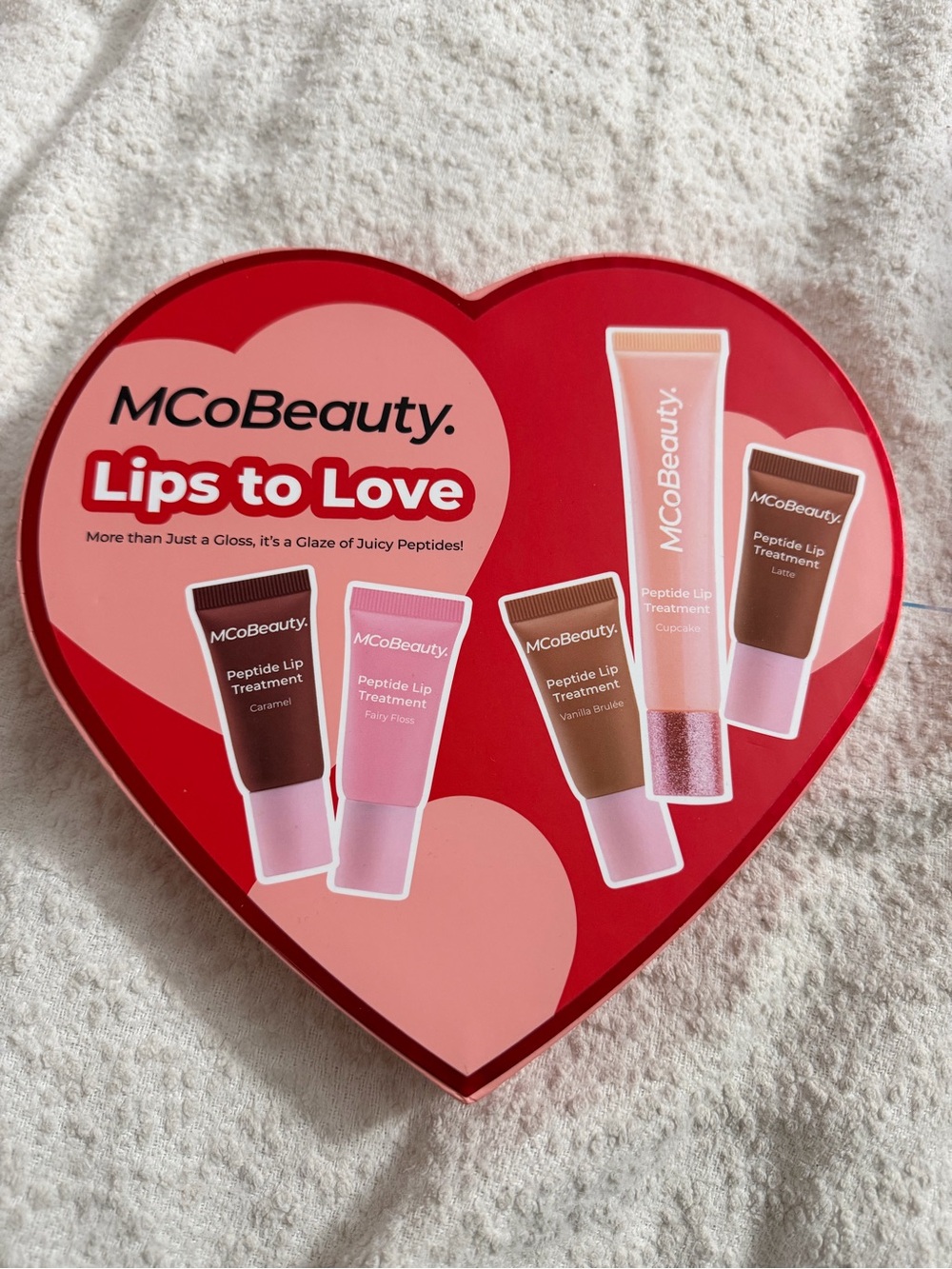 Brand new MCoBeauty Lips to Love Heart Shape Box
- 5 pc
